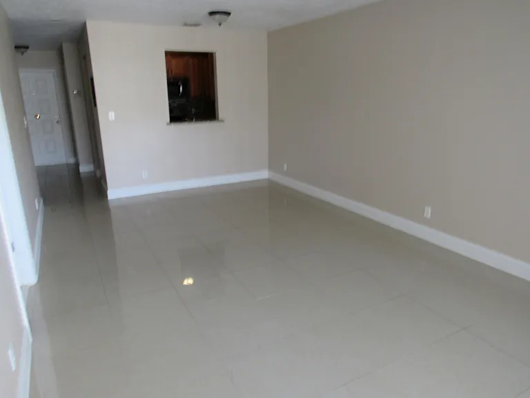 5203 Glencove Ln #5203 — Photo 6