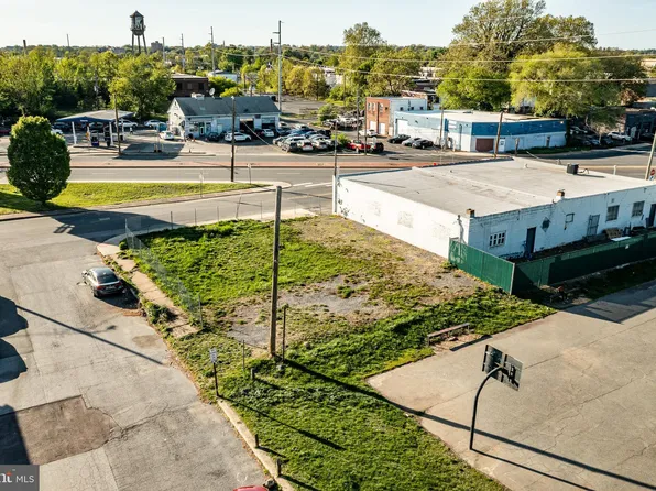 1500 N Heald St, Wilmington, DE 19802