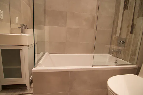 Rented by Nooklyn NYC LLC | media 25