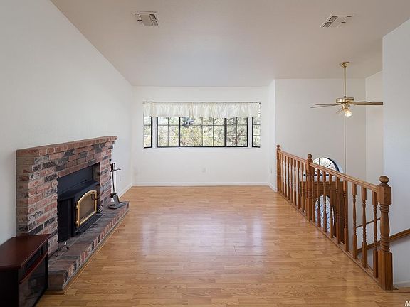 3rd image of 3460 Jose Ct