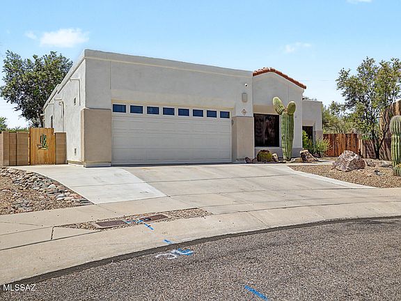 3rd image of 504 W Potosi Point Ct