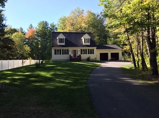 80 Nottingham Rd, Raymond, NH 03077