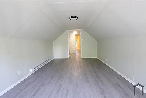 10525 Gooding Ave #UP — Photo 10