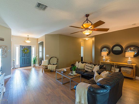 3rd image of 5513 Yaupon Holly Dr