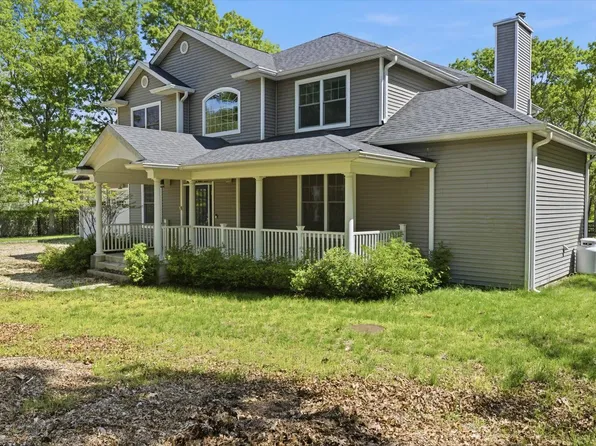 11 Rose Ave, East Hampton, NY 11937