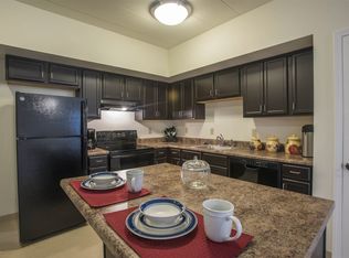 935 E Jefferson St #TOWNHOUSE, Morton, IL 61550
