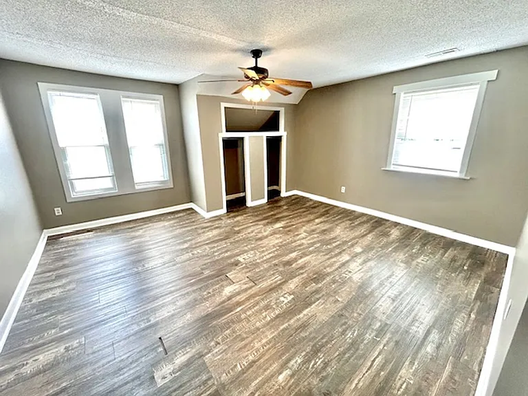 3514 Triana Blvd SW — Photo 5