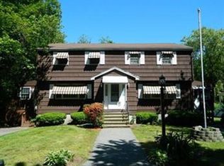 8 Bartlett Dr #A, Woburn, MA 01801