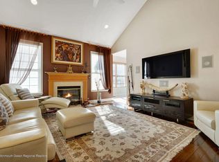 9 W Parsonage Way, Manalapan, NJ 07726