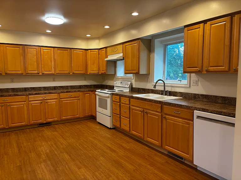 7 Comet Ct — Photo 18