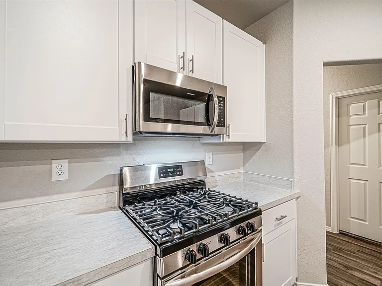 1903 Brushy Cedar Dr — Photo 11