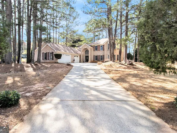 11 Tallulah Ct, Jonesboro, GA 30236