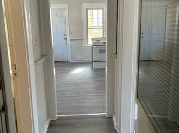 126 Westwood Ave #2