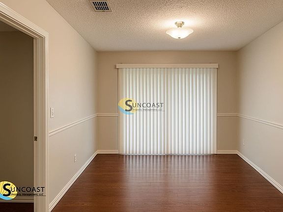 3rd image of 10310 Briarcliff Rd E