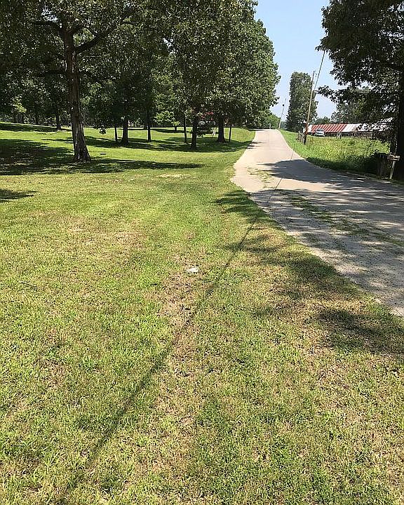 2nd image of 489 Barren Fork Rd