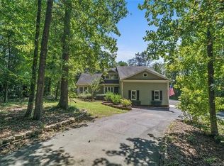 1325 Longleaf Ct, Matthews, NC 28104