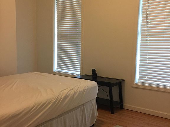 4th image of 318 Park Ave APT 1