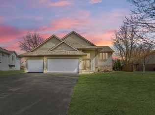 1354 Pheasant Run, New Richmond, WI 54017