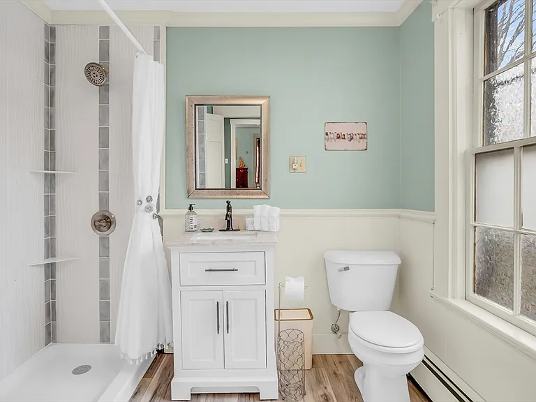 205C W Main St #3 — Photo 6