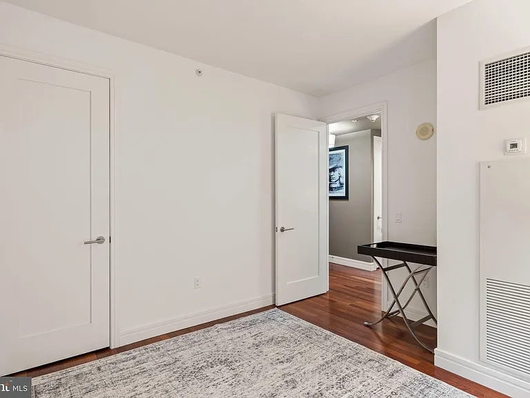 1414 S Penn Sq #6A — Photo 19