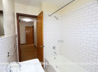 2805 NE Hoyt St #0, Portland, OR 97232