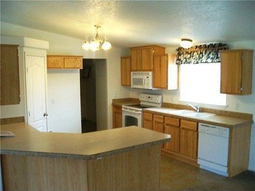3rd image of 10422 196th Street Ct E