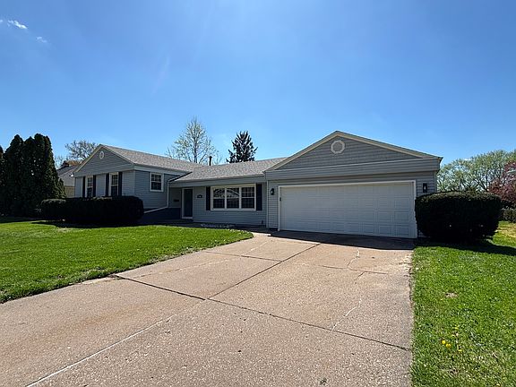 2nd image of 2714 Harmony Dr