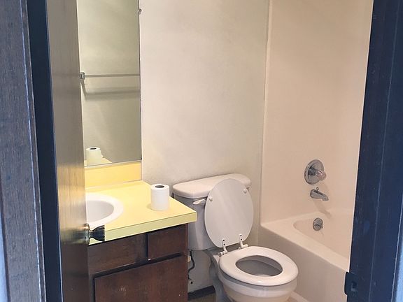 3rd image of 2247 Woburn St APT 14