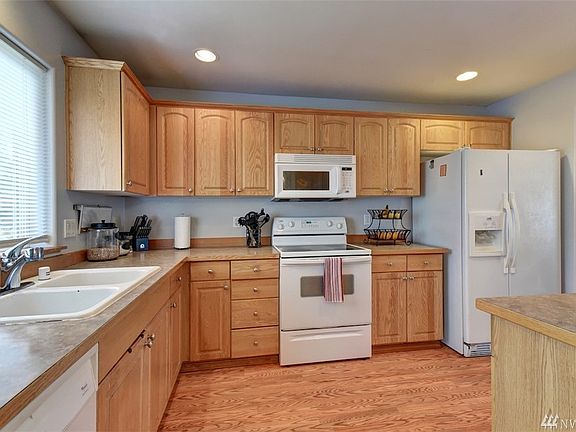 2nd image of 6409 78th Pl NE