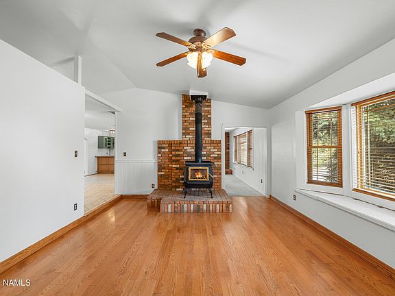 3rd image of 8710 Marys Dr