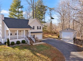 547 Lakeview Dr, Jamestown, KY 42629