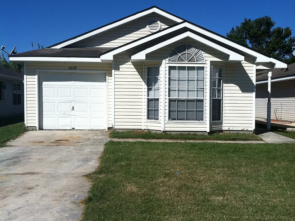 5618 Tullis Dr