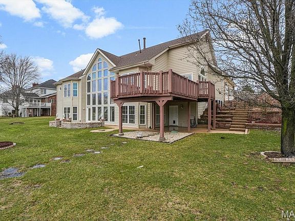 3rd image of 862 Whitmoor Dr