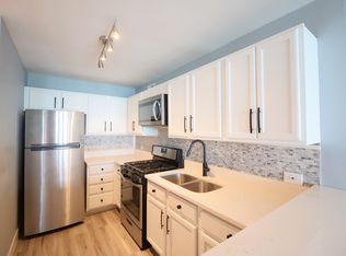 6700 S South Shore Dr APT 18K, Chicago, IL 60649