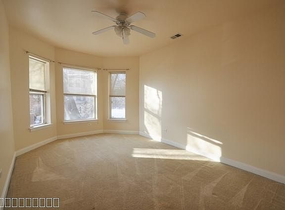 3rd image of 73 E Elm St #1317