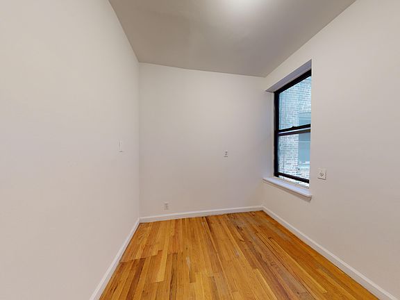 4th image of 307 E 77th St APT 3C