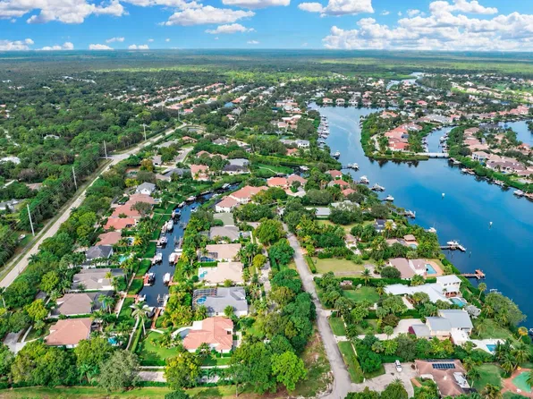 19874 LOXAHATCHEE POINTE Drive, Jupiter, FL 33458