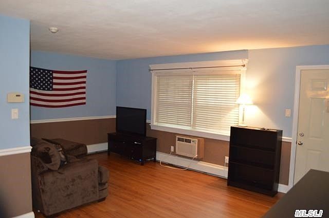 1st image of 7 Glen Hollow Dr APT B8