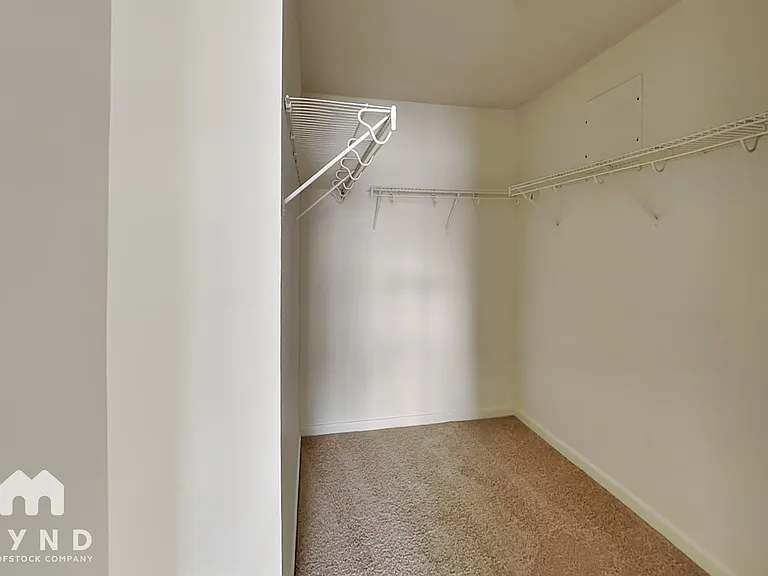 4103 Oakview Creek Ln — Photo 15