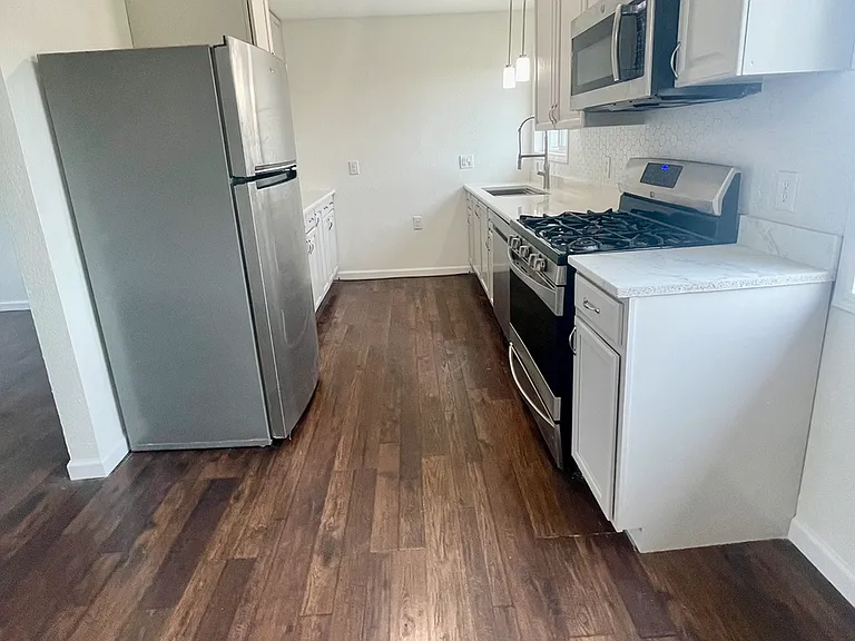 507 N Bailey St — Photo 3