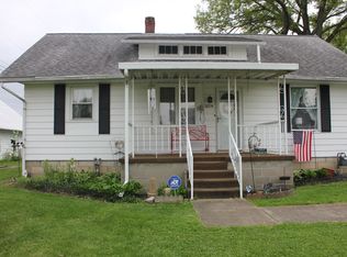 524 E Main St, Hebron, OH 43025