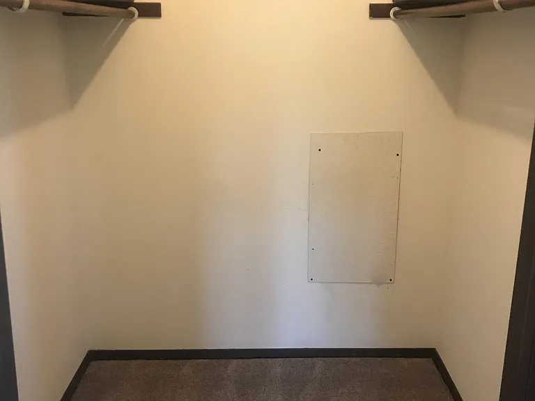 4510 Thurston Ln — Photo 13