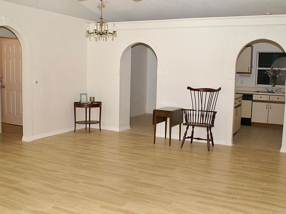 2nd image of 1875 Garcia St NE