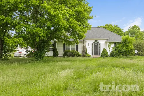 128 Royal Garden Dr Photo 1