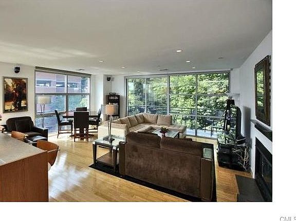 5th image of 33 N Water St Unit 302