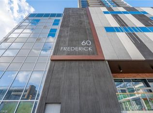 Dtk Duke Tower Kitchener, Kitchener, ON N2H 2L7