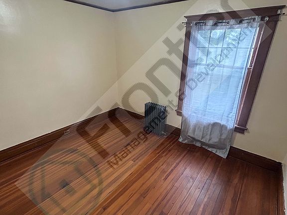 2nd image of 621 7th St