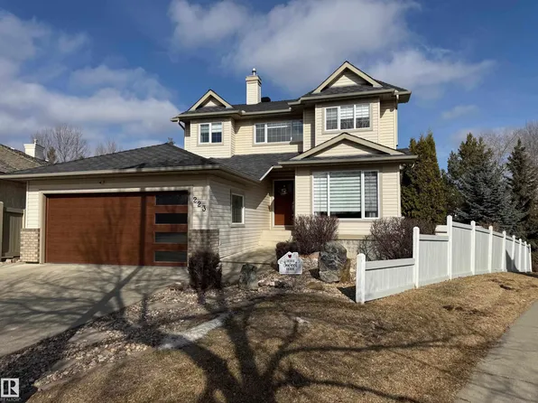 223 Ormsby Rd E, Edmonton, AB T5T 5X5