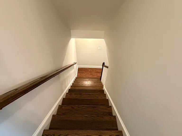 17 Cardinal St #17 — Photo 31