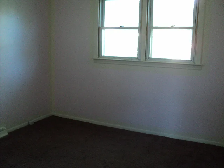 6040 Polk St — Photo 2